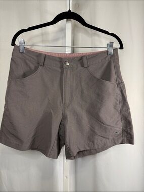 Isis Gray Women's Casual Shorts with Pink Waistband Accent